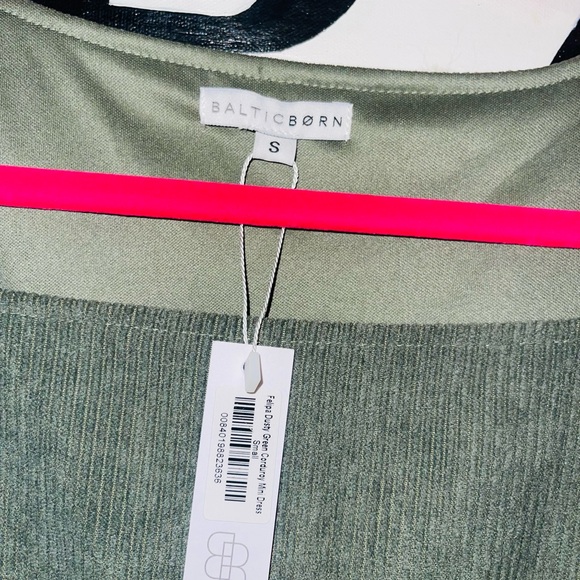 Baltic Born Sage Green Ribbed Dress NWT - Picture 4 of 4